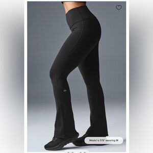 ALO Airbrush High-Waist Bootcut Legging